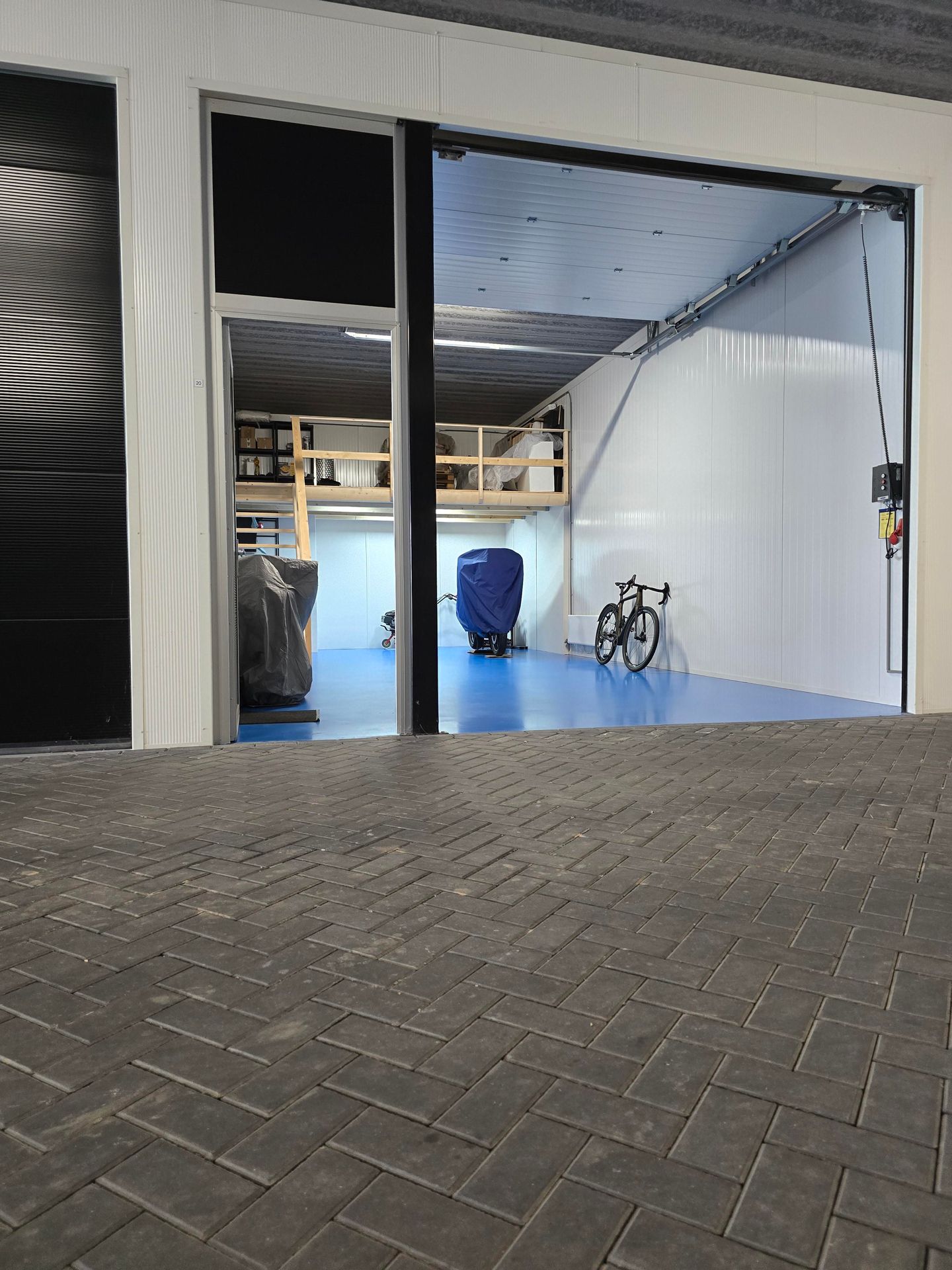 View photo 5 of Industrieweg 69-20