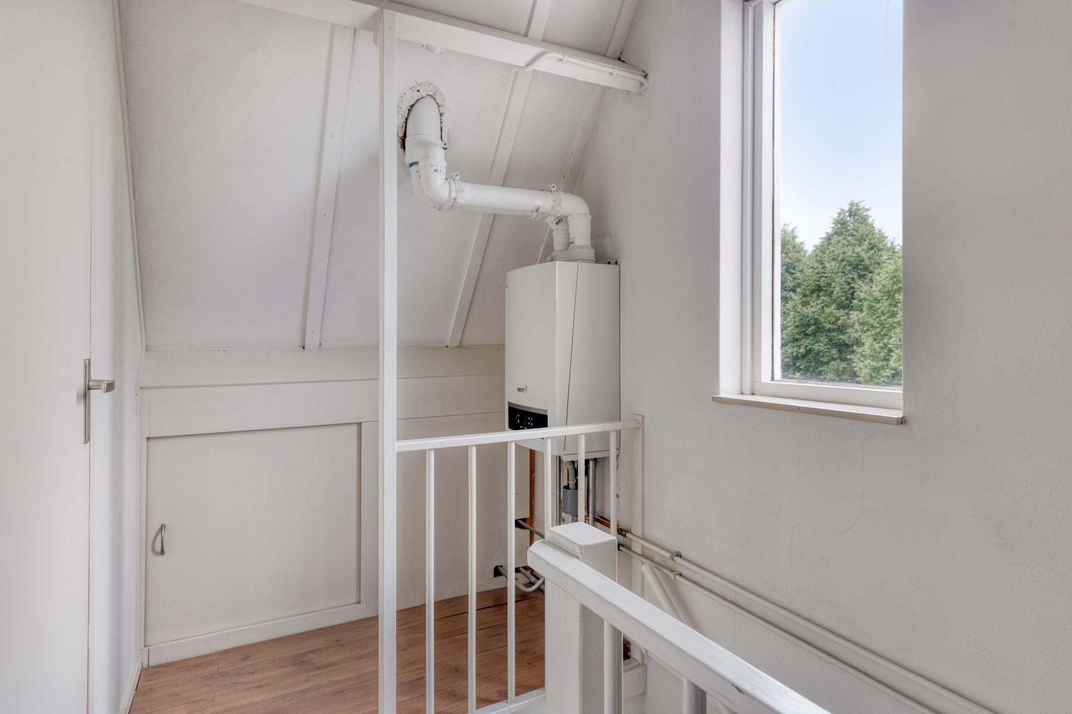 Foto 24 van van der Beekstraat 30