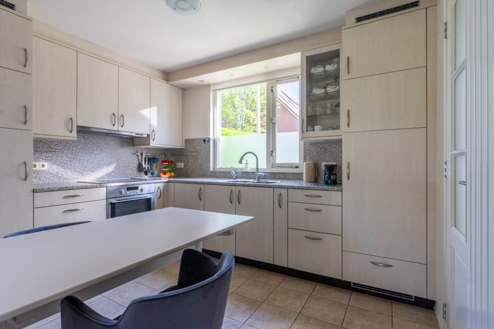 Photo 8 of Dillestraat 18