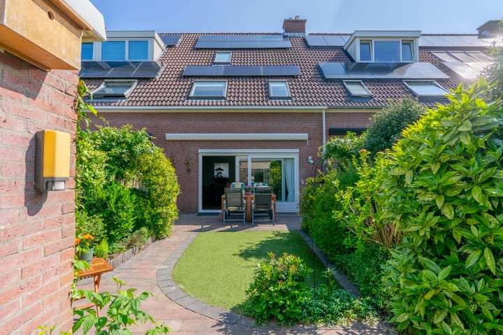 Photo 32 of Dillestraat 18