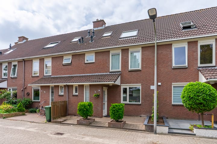 Photo 38 of Dillestraat 18