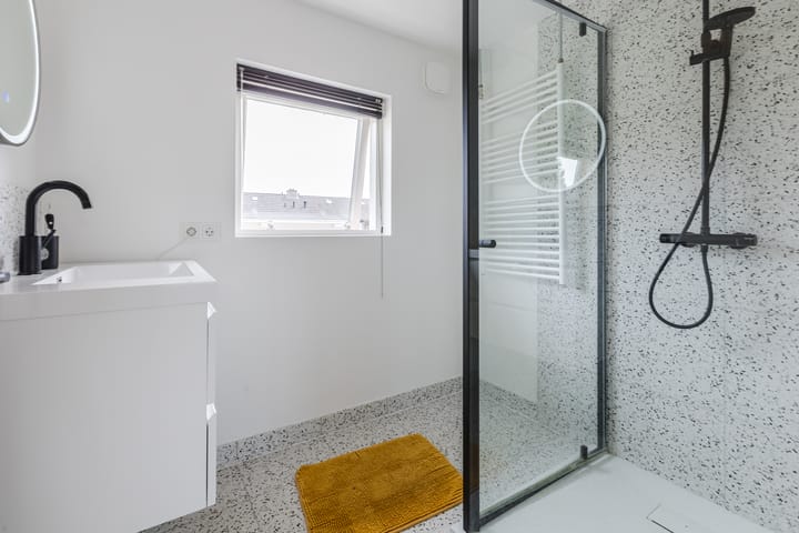 Photo 13 of Anjerstraat 70