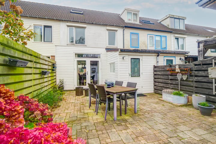 Foto 4 van Kruiszwin 2331