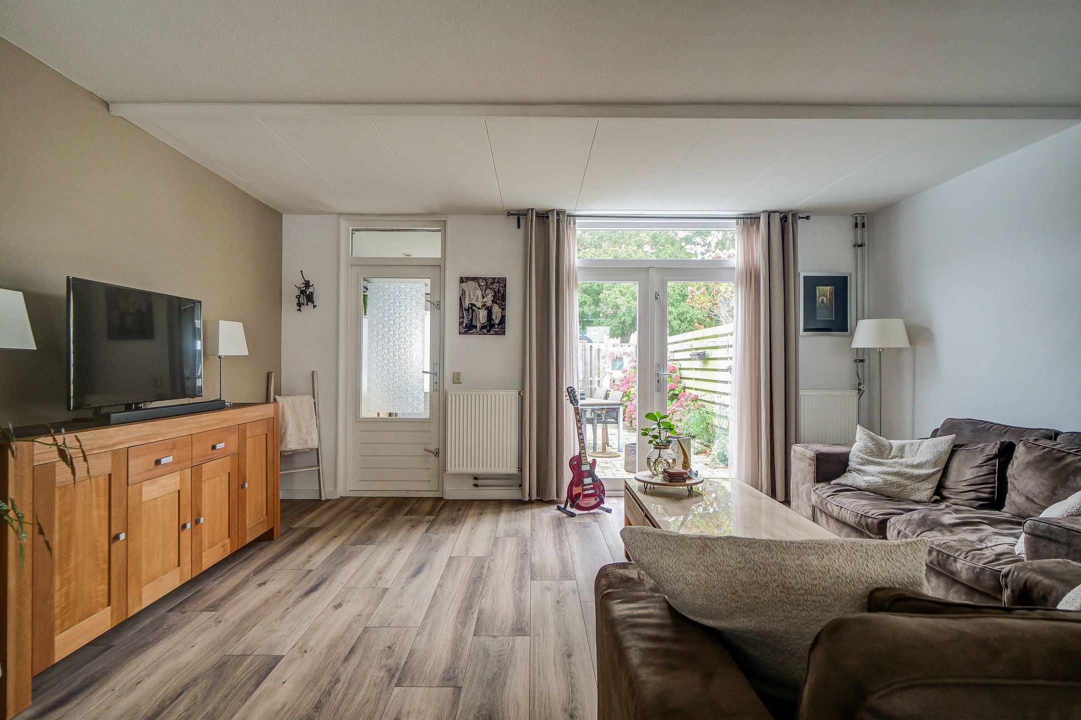 Foto 9 van Kruiszwin 2331