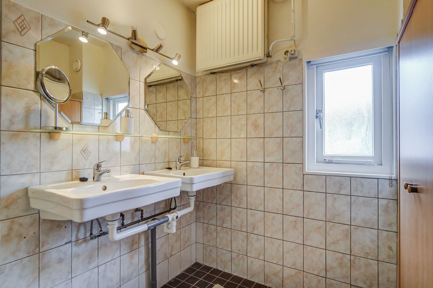 Foto 29 van Kruiszwin 2331