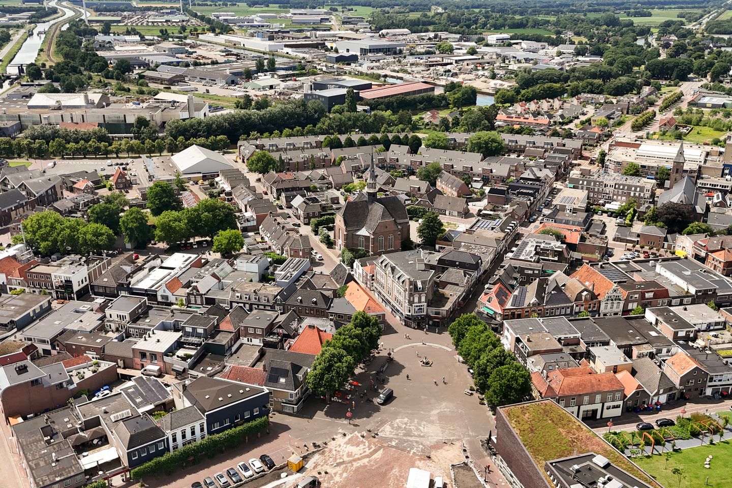 Foto 35 van Weeshuisstraat