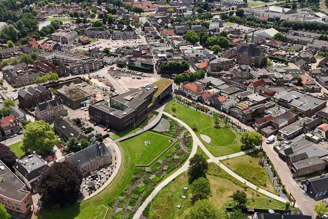 Foto 37 van Weeshuisstraat