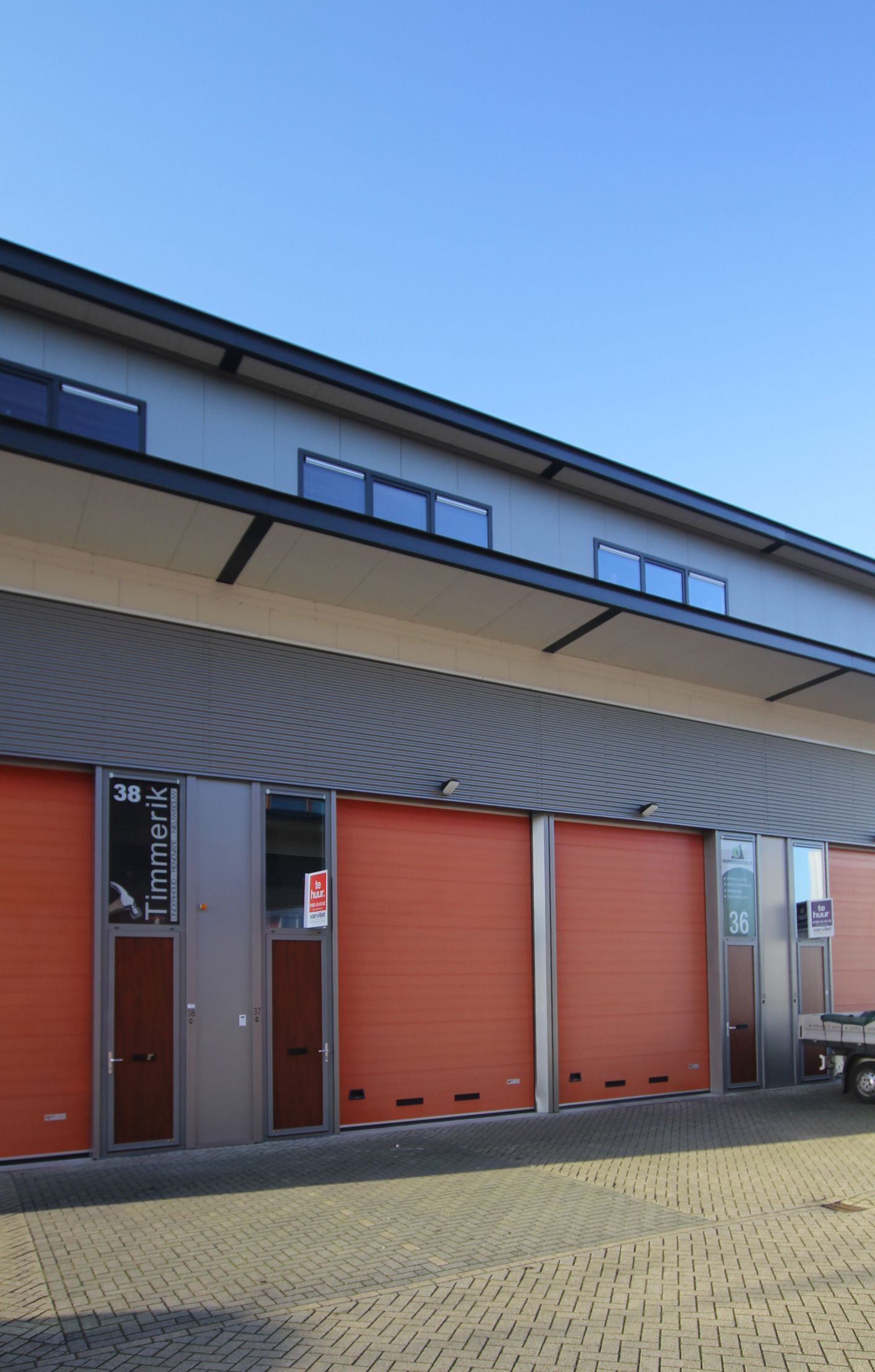 View photo 2 of Daltonstraat 37