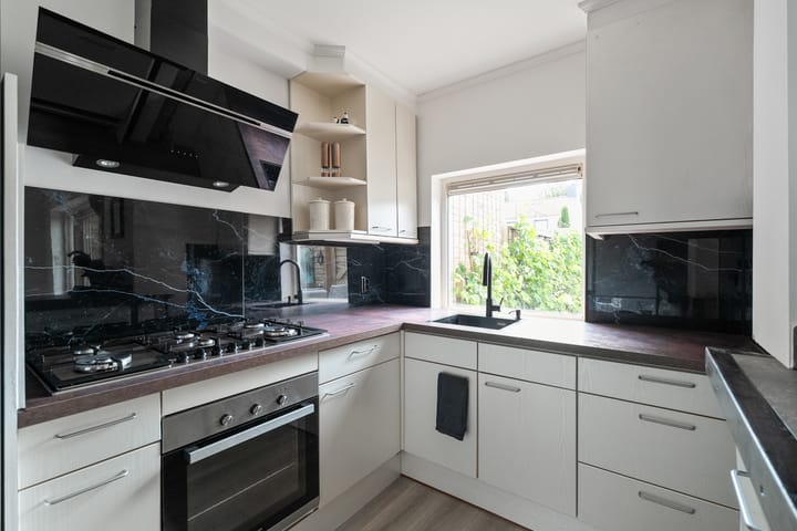 Foto 12 van Dr. Colijnstraat 34