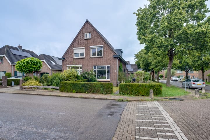 Foto 2 van Dorpsweg 11