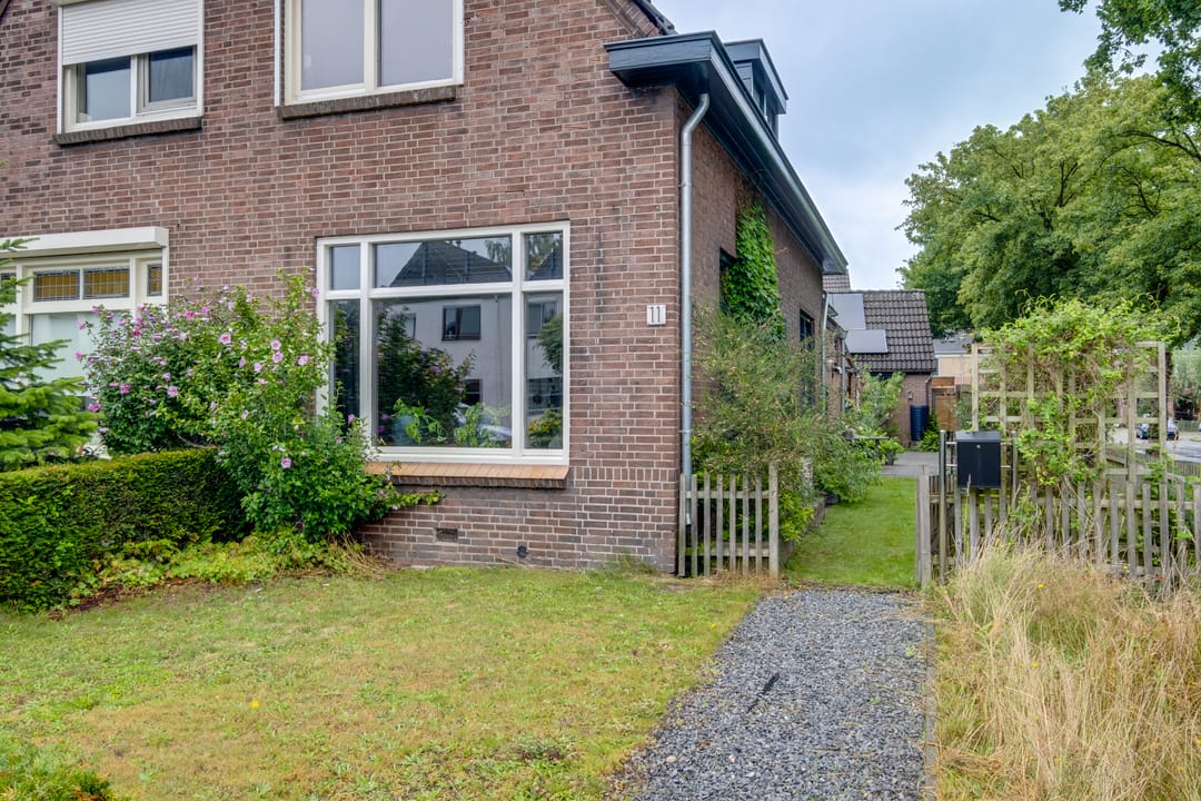 Photo 31 of Dorpsweg 11