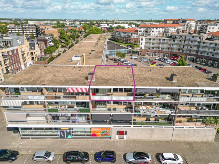 Photo 1 of Oegstgeesterweg 114