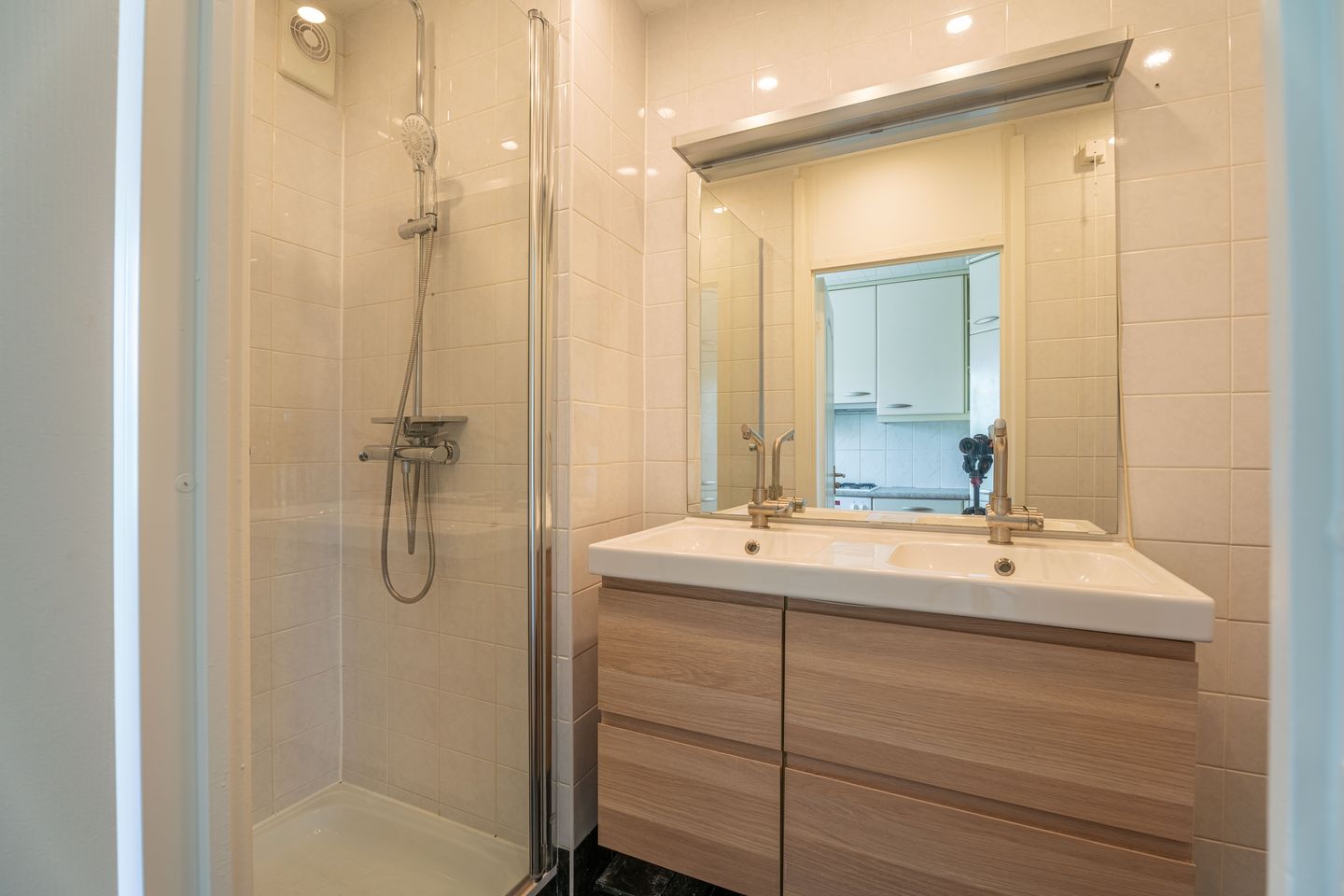 Photo 10 of Oegstgeesterweg 114