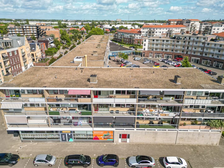 Photo 24 of Oegstgeesterweg 114