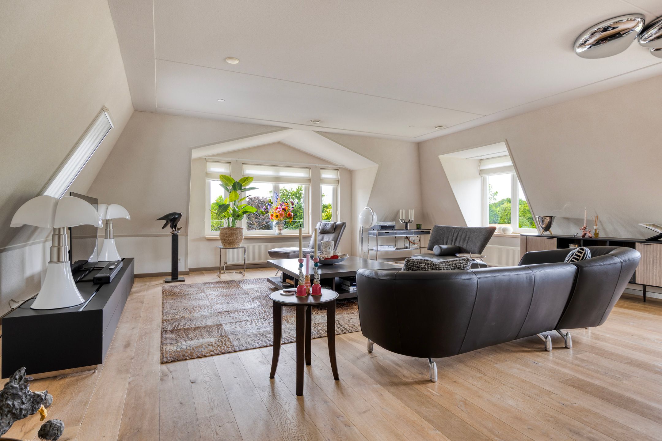 Foto 21 van J.J. Boeijesweg 5-0011