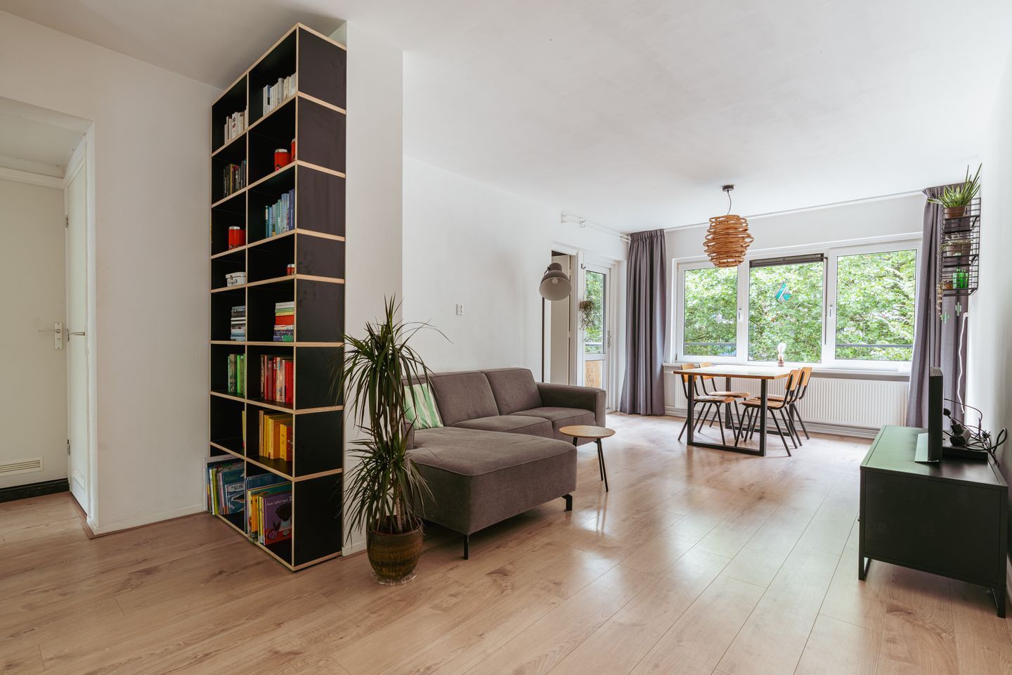 Foto 1 van Overveenstraat 20