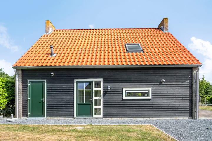 Photo 2 of Kanaaldijk 100