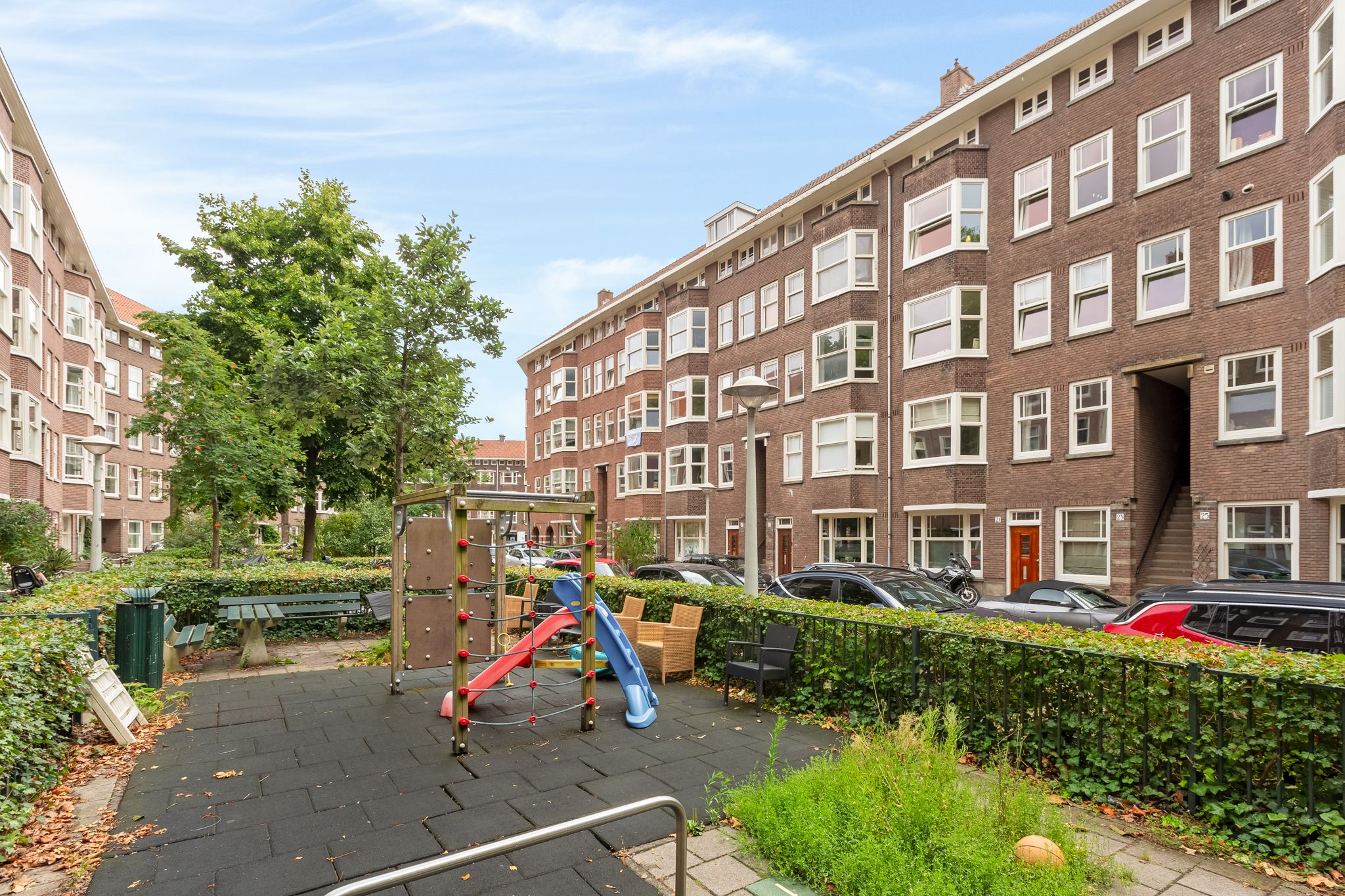 Foto 33 van Abbenesstraat 17-2