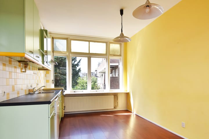 Foto 4 van van Montfoortstraat 11