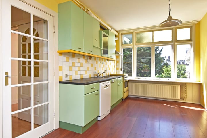 Foto 24 van van Montfoortstraat 11