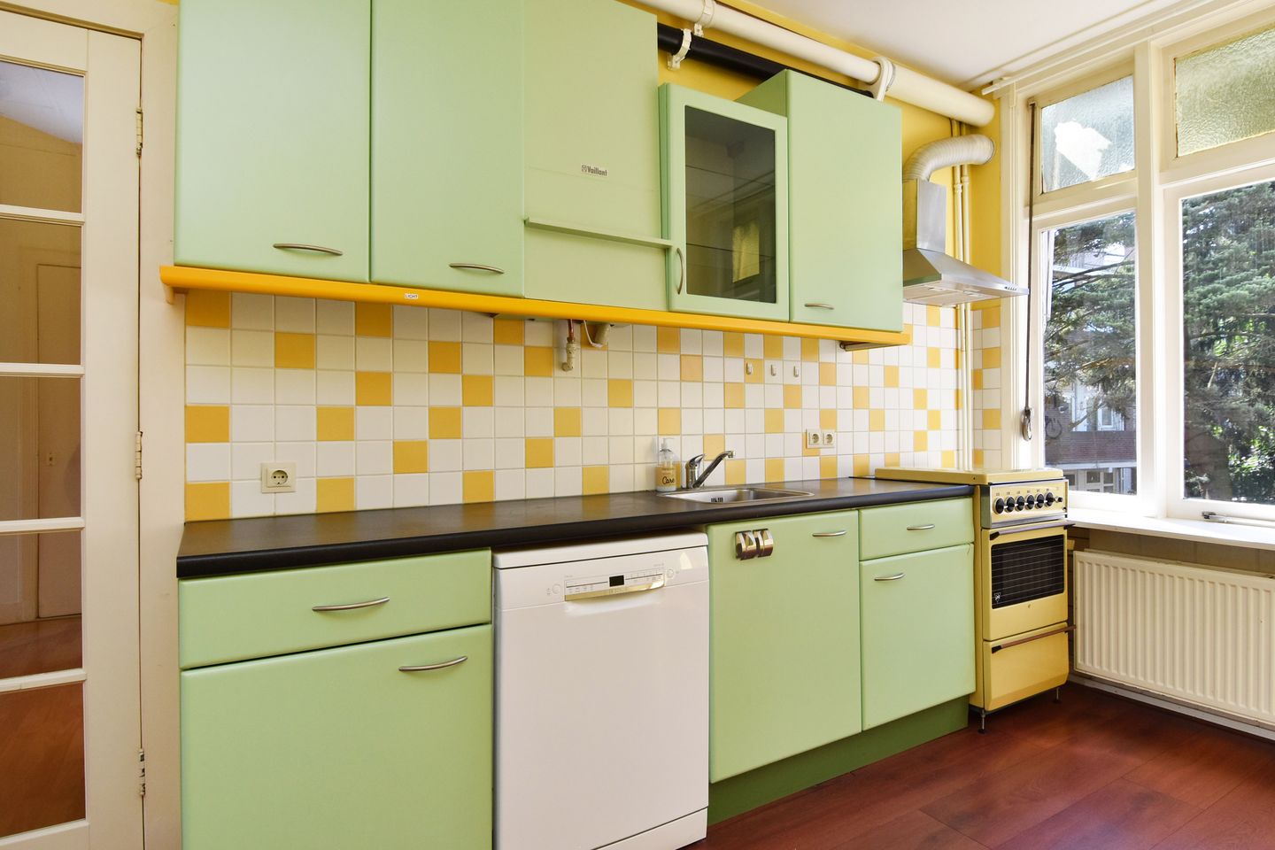 Photo 25 of van Montfoortstraat 11