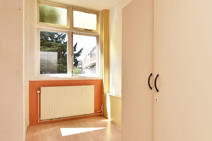 Foto 36 van van Montfoortstraat 11