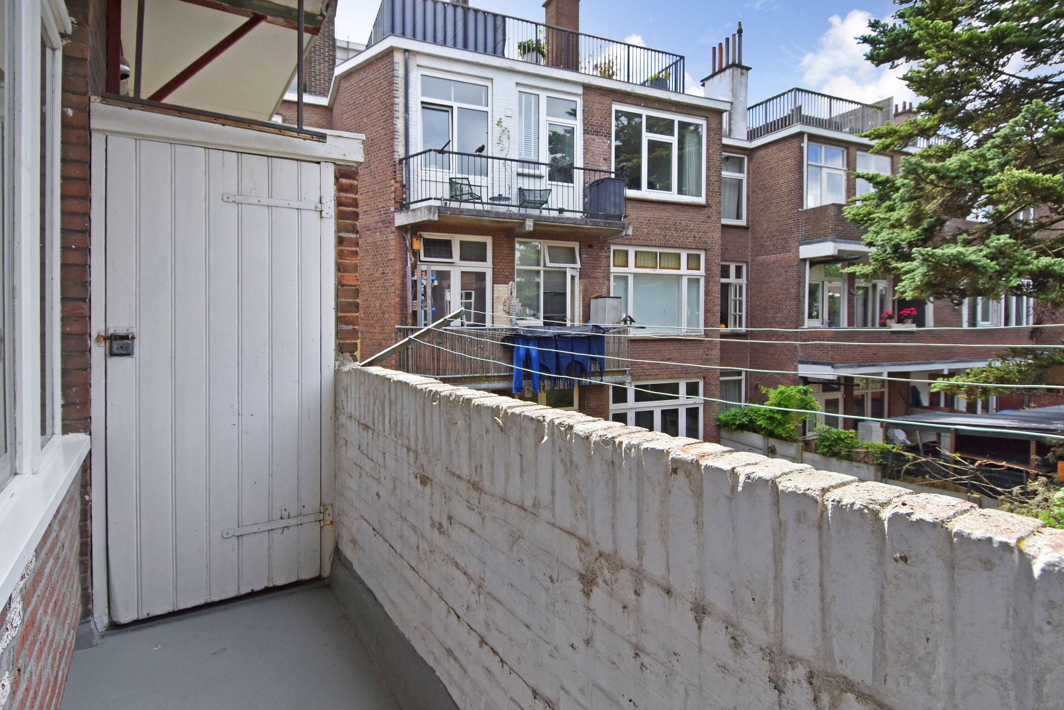 Photo 39 of van Montfoortstraat 11