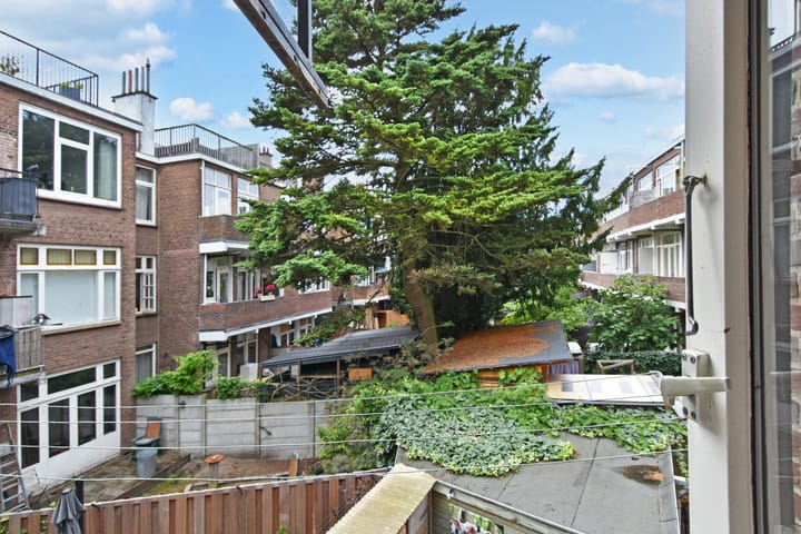 Foto 40 van van Montfoortstraat 11