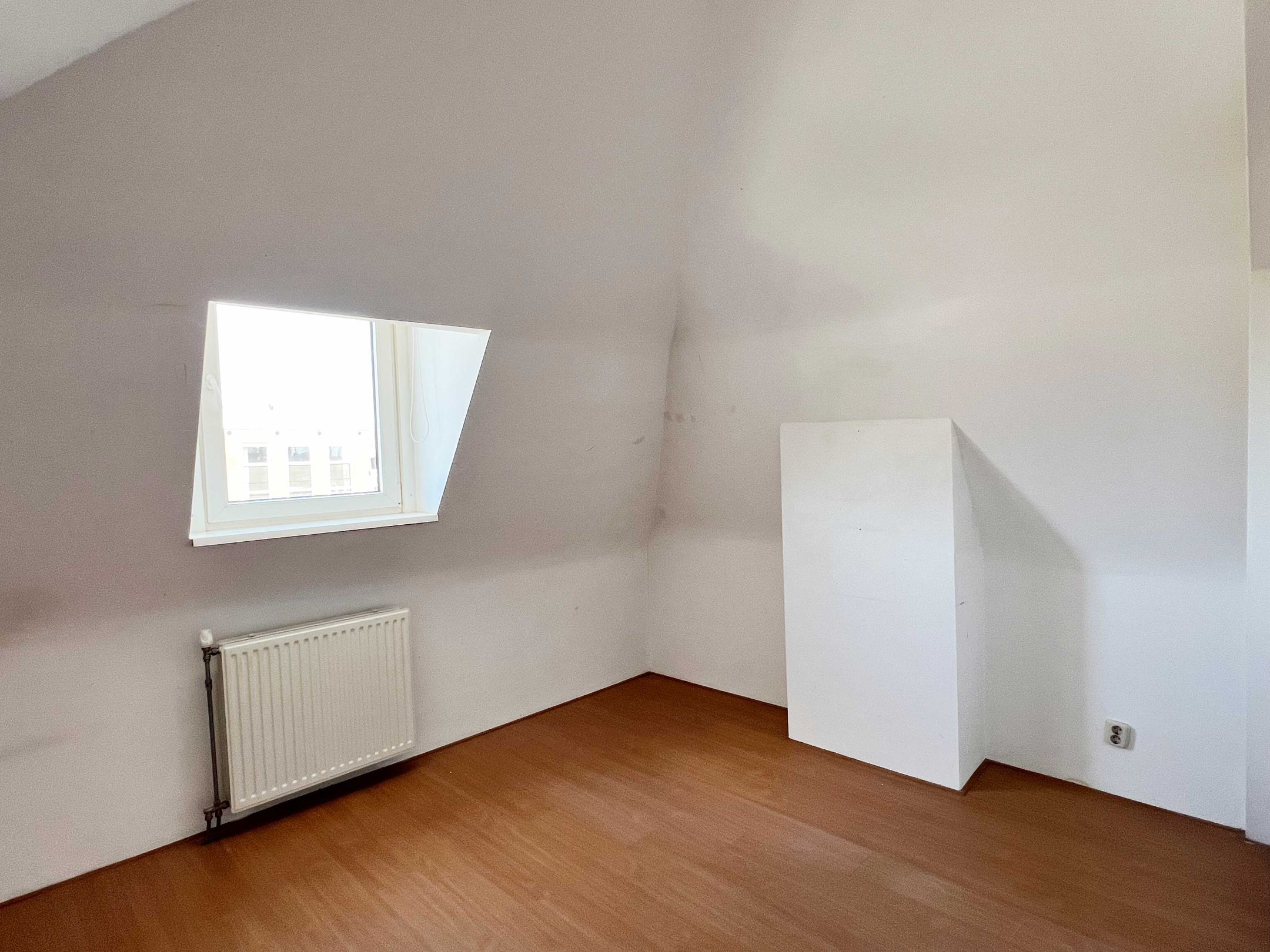 Photo 30 of Schiedamseweg 28-B02