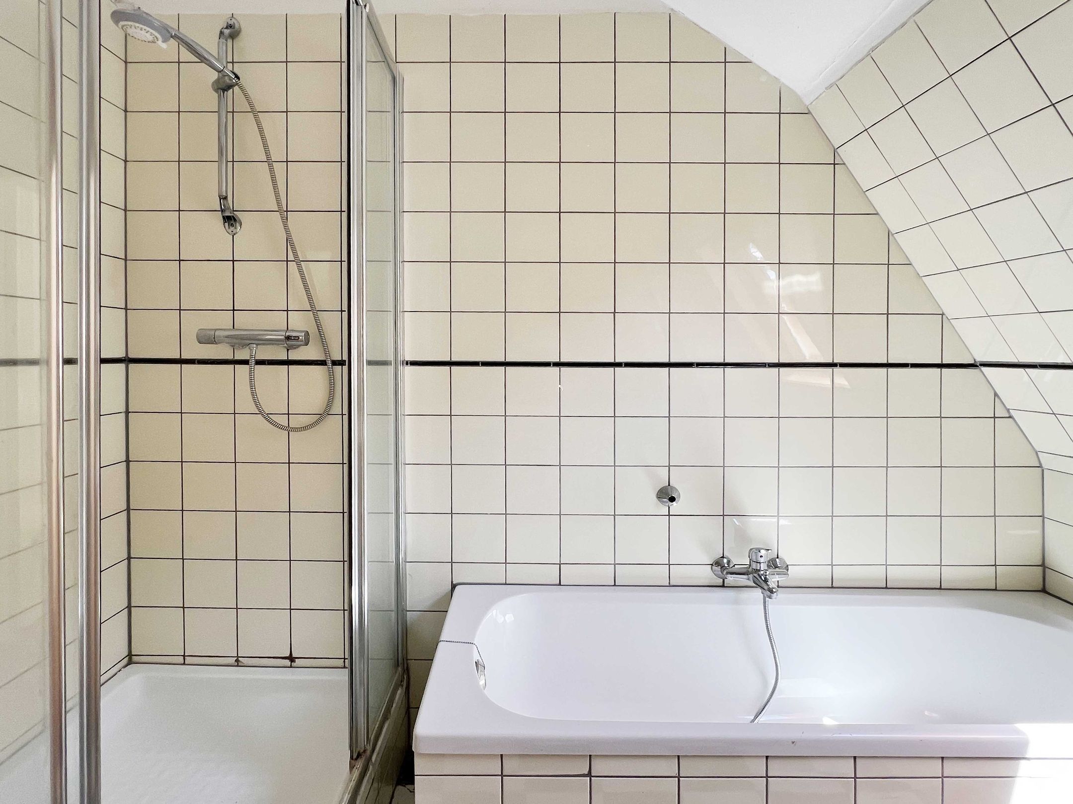 Photo 33 of Schiedamseweg 28-B02