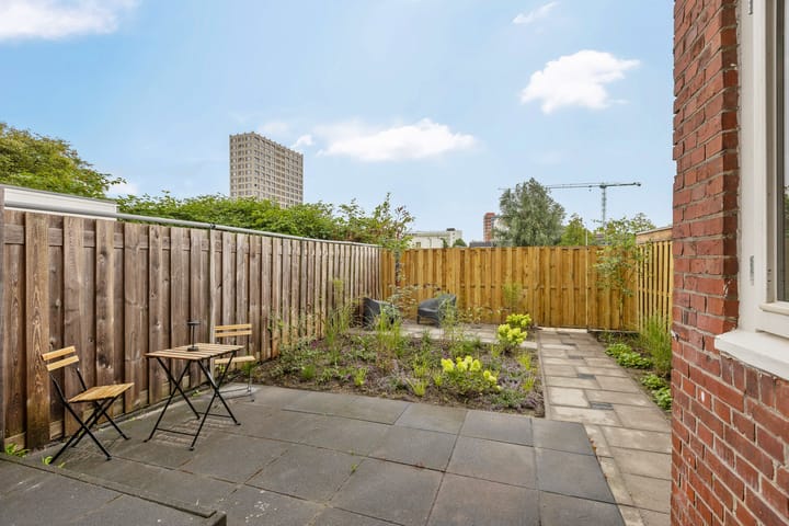 Foto 3 van C.H. Petersstraat 21