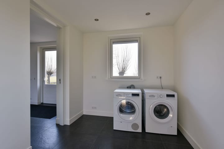 Photo 32 of Spengen 47