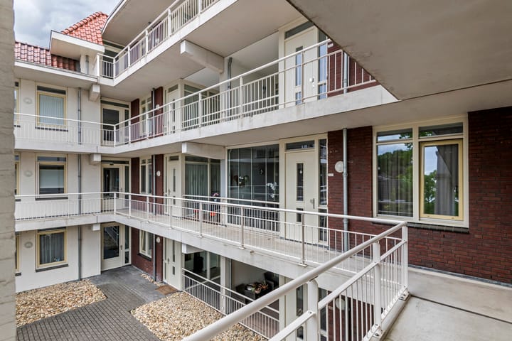 Foto 5 van Herman Kuijkstraat 15-13