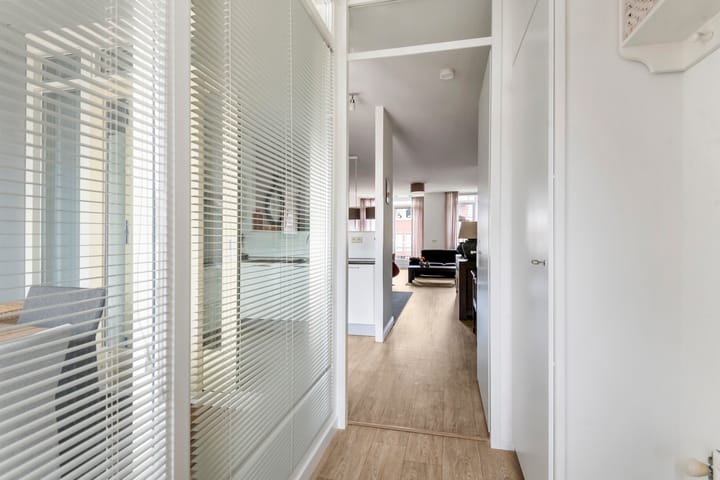 Foto 8 van Herman Kuijkstraat 15-13