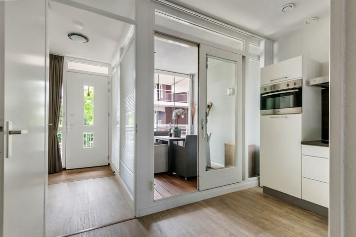 Foto 9 van Herman Kuijkstraat 15-13