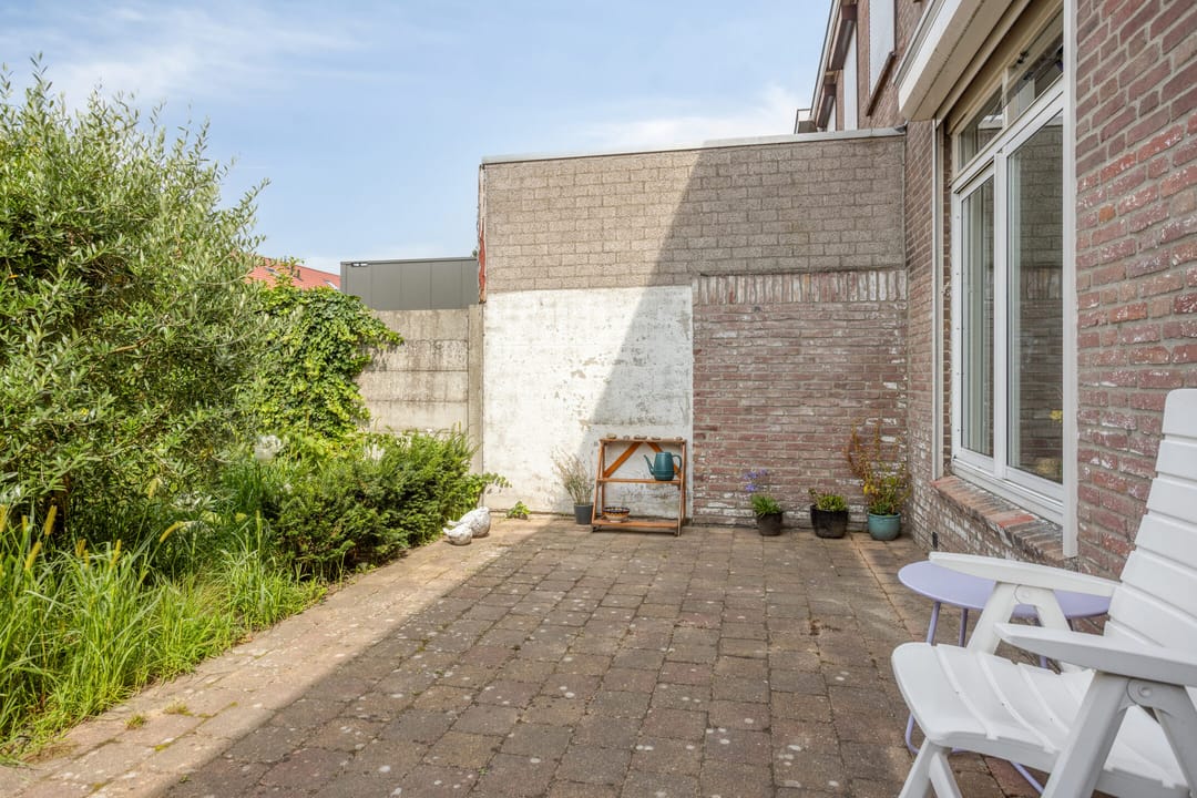 Photo 22 of Landbouwstraat 13