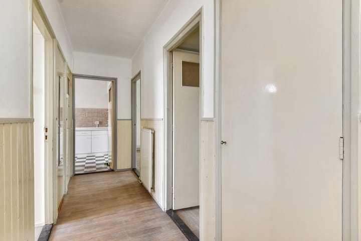 Foto 8 van W.H. van Leeuwenlaan 142