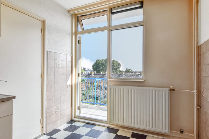 Foto 11 van W.H. van Leeuwenlaan 142