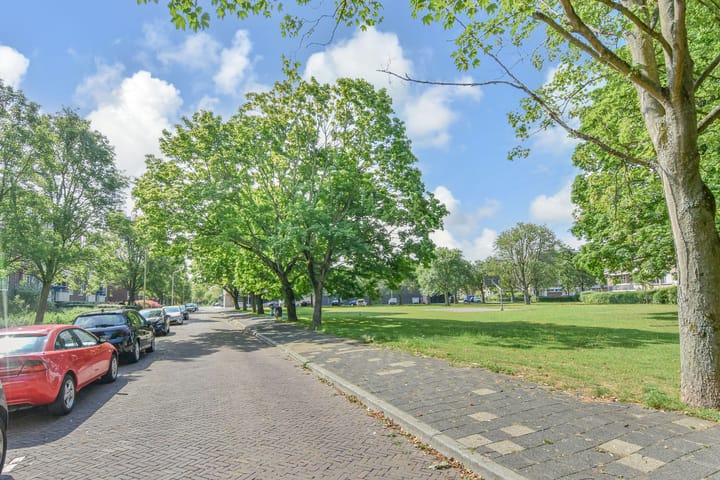 Foto 33 van W.H. van Leeuwenlaan 142