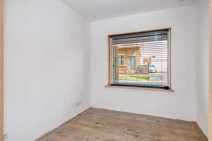 Photo 6 of Esdoornstraat 6