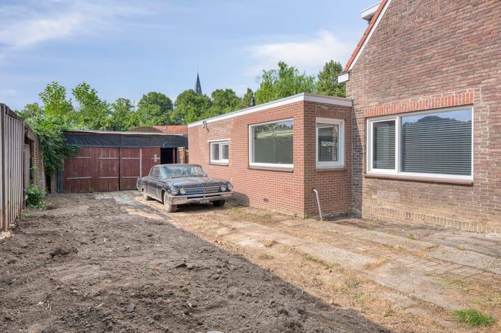 Photo 18 of Esdoornstraat 6