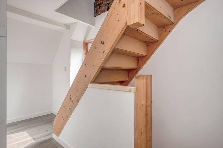 Photo 28 of Esdoornstraat 6