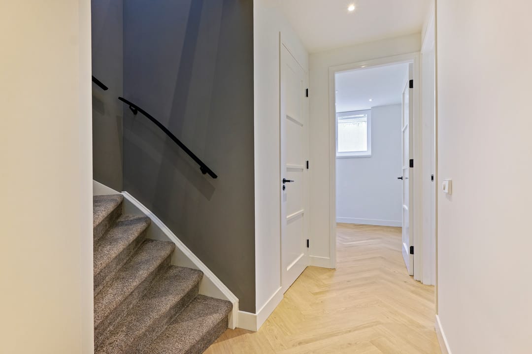 Foto 17 van Hoofdweg 65-H