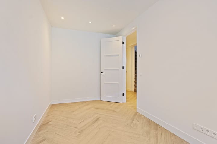 Photo 21 of Hoofdweg 65-H