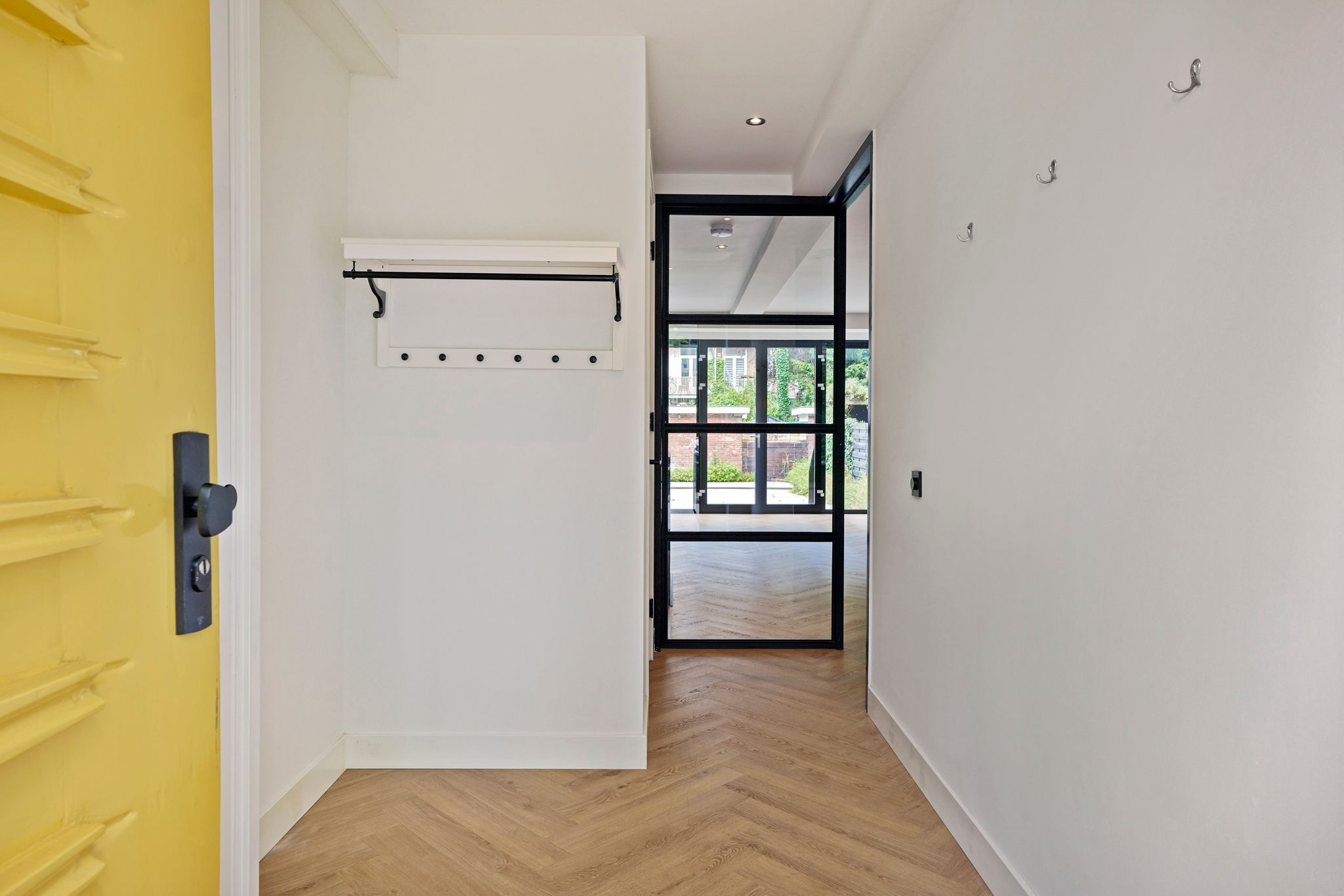 Foto 30 van Hoofdweg 65-H