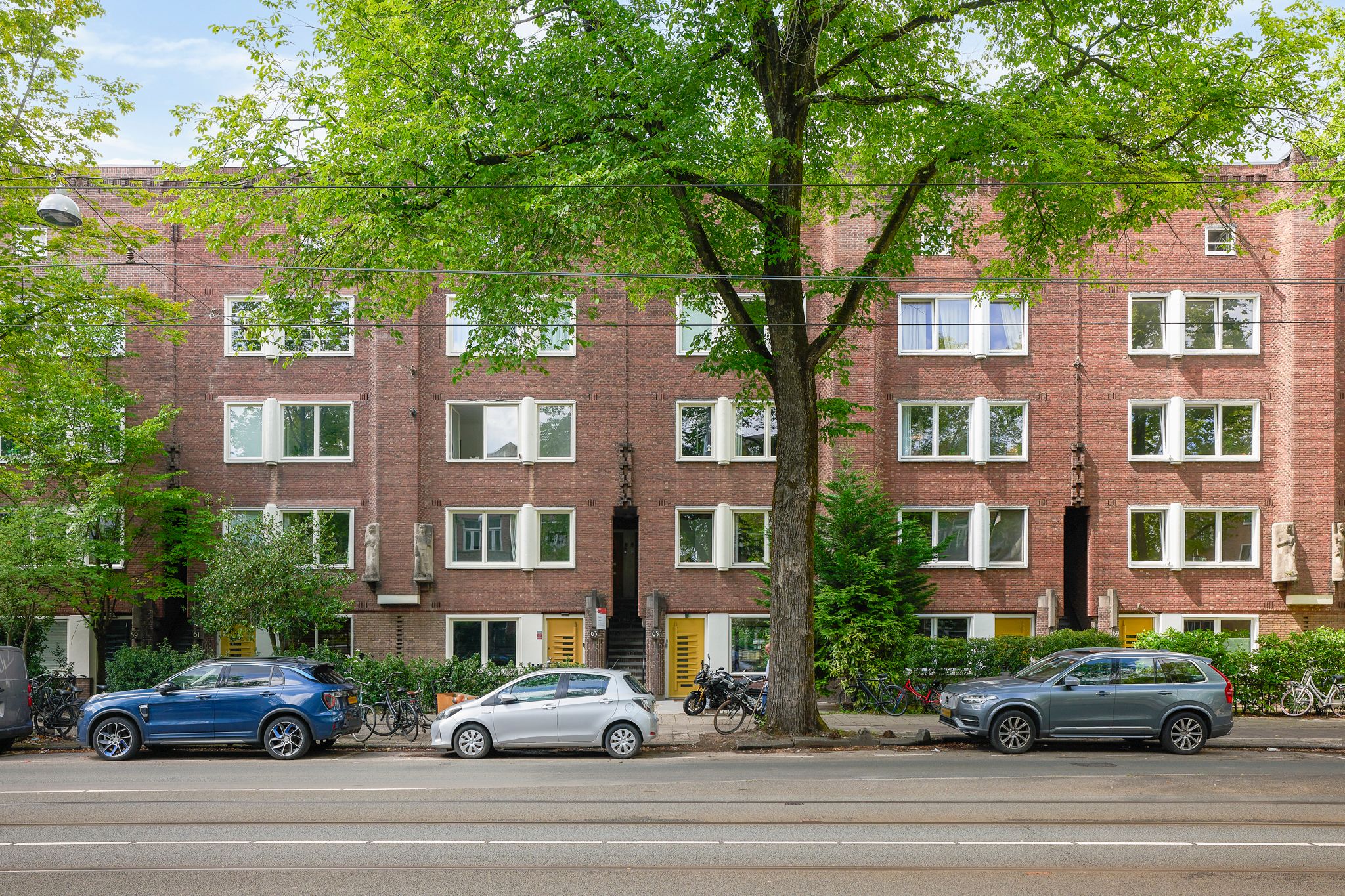 Foto 33 van Hoofdweg 65-H