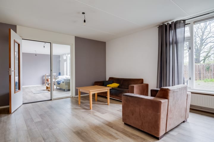 Photo 5 of Douwencamp 115