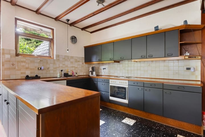 Photo 5 of Isaac Beekmanstraat 12