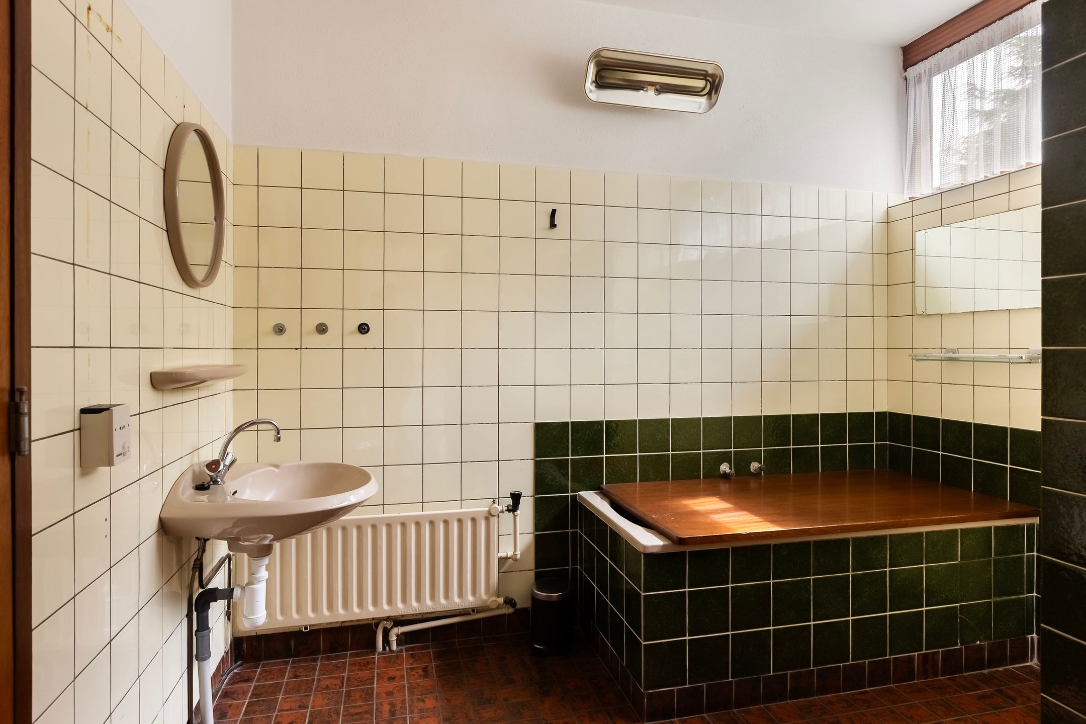 Photo 15 of Isaac Beekmanstraat 12