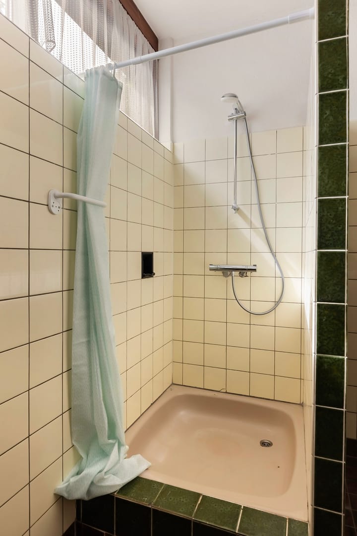 Photo 17 of Isaac Beekmanstraat 12